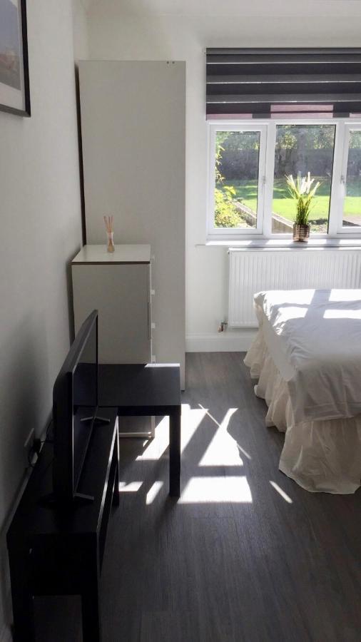Quiet Studio By Lloyd Park Apartment South Norwood Ngoại thất bức ảnh